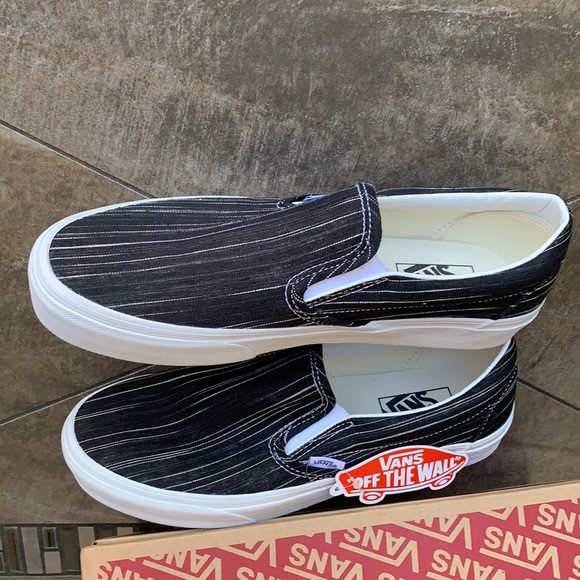 VANS CLASSIC SLIP ON SUITING Black/Stripes Men’s - Picture 14 of 17